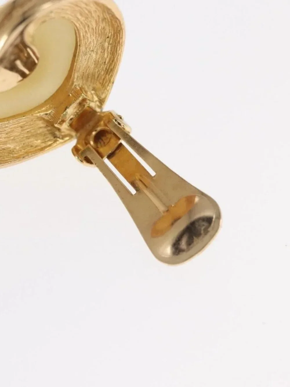 Christian Dior Earring Brooch metal Gold Tone Auth 169930V
